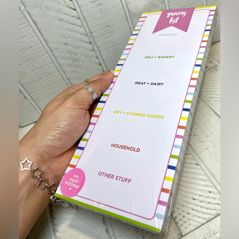 Taylor Elliot Designs Magnetic Grocery List 100 Sheet Notepad Food Aisles NWT
